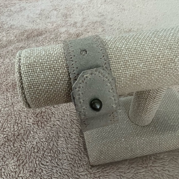 Twine & Twig Cowrie Shell Bracelet On Suede Strap - Picture 9 of 10